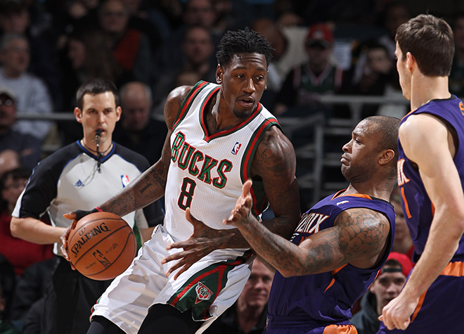 Phoenix Suns v Milwaukee Bucks